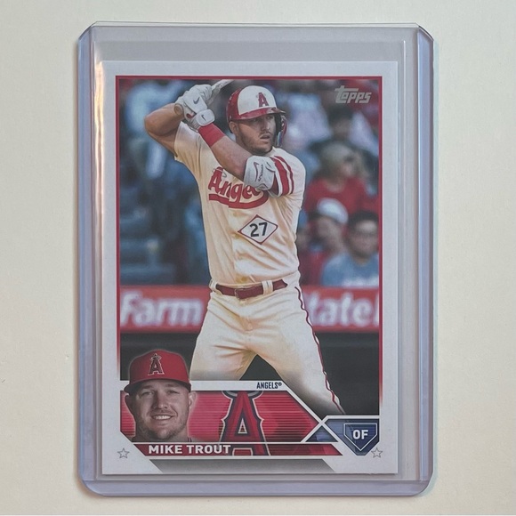 Lot of 4 Mike Trout Los Angeles Angels Topps MLB Baseball Cards - Picture 4 of 6